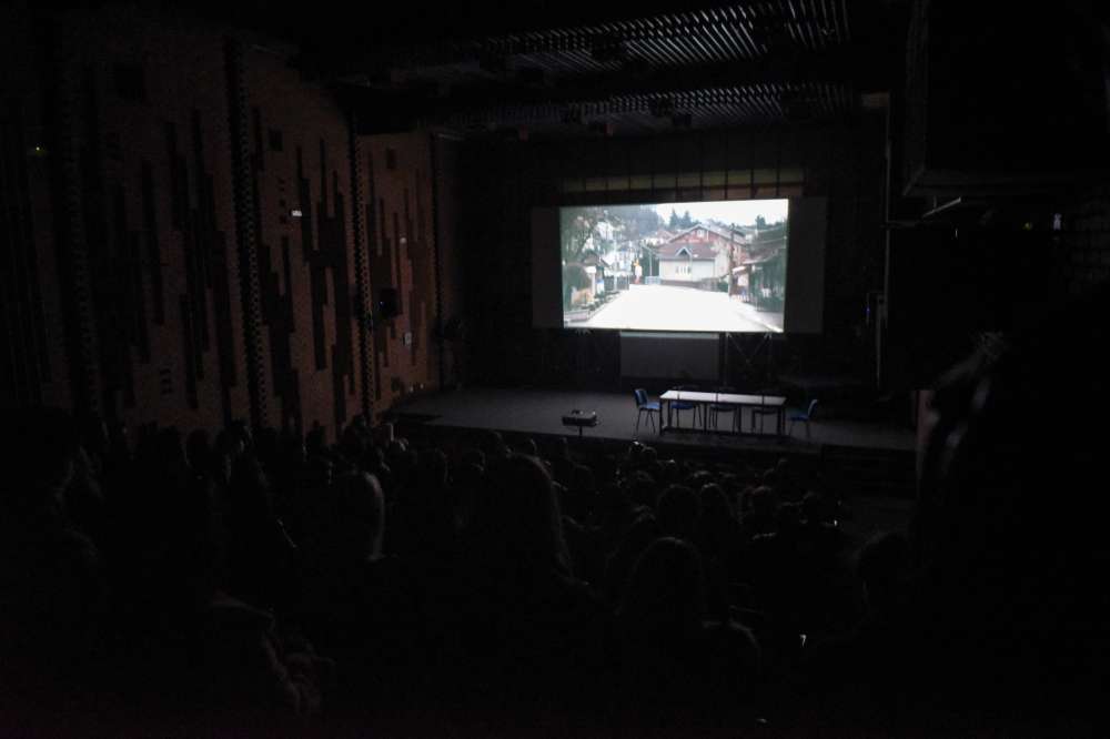 27.2. FEST u objektivu