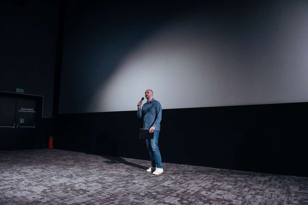 29.2. Premijera filma „Sedmo nebo"