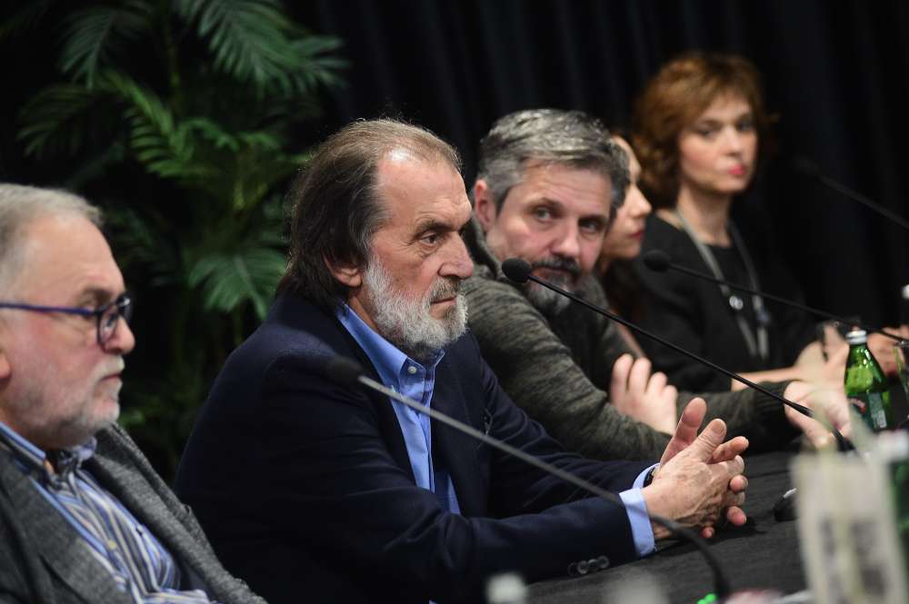 2.3. Konferencija za novinare