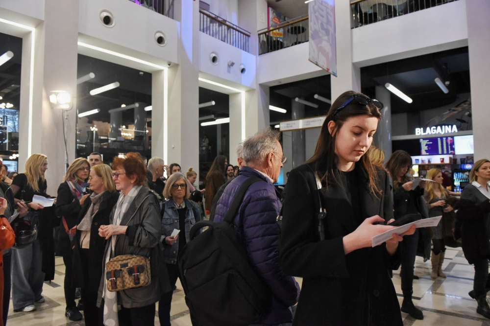26.2. FEST u objektivu