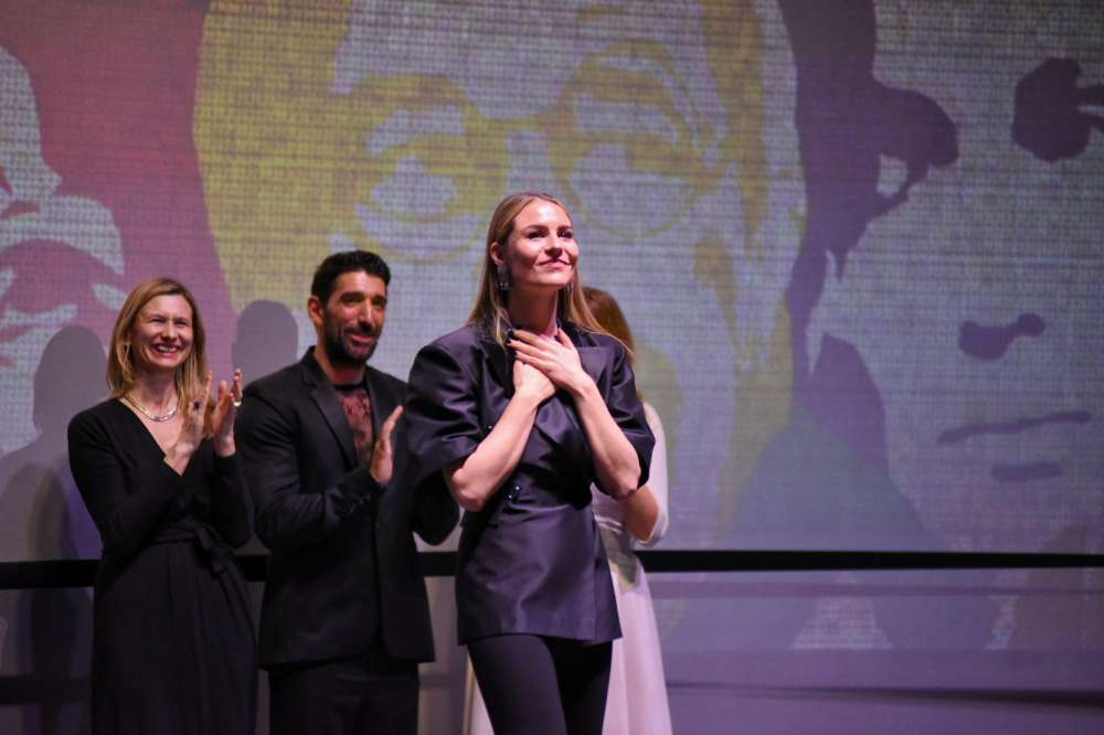 26.2. Premijera filma „Samo kad se smejem“