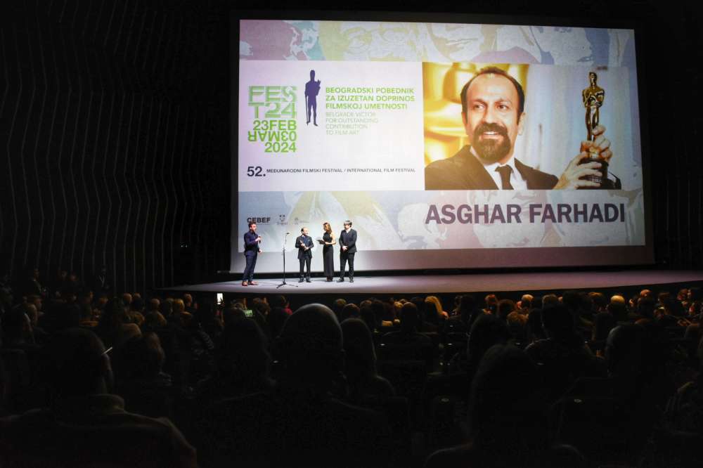 Asgaru Farhadiju uručen Beogradski pobednik za izuzetan doprinos filmskoj umetnosti